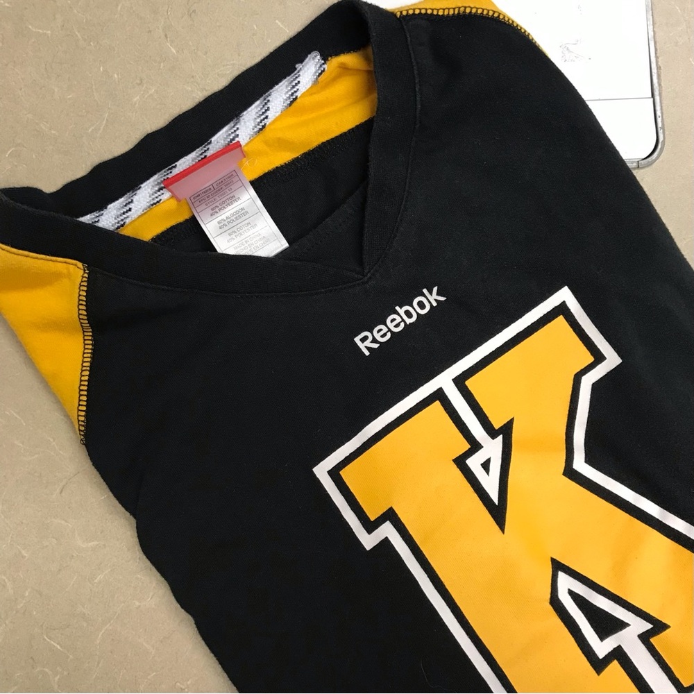 Reebok Black and Yellow Graphic V-Neck Shirt